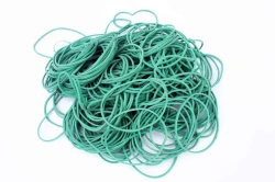Gumki recepturki 70x1,5 mm zielone 1KG